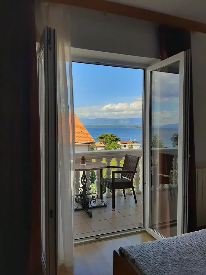 Bed and Breakfast Pansion Katarina Malinska Bed & Breakfast